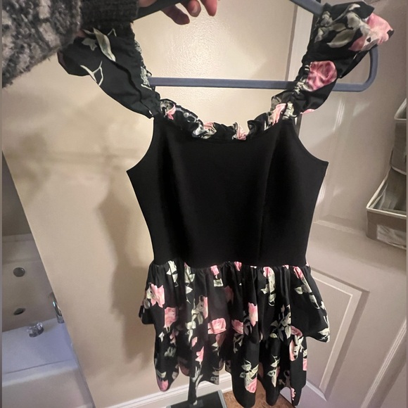 New with tags loveshackfancy cocktail, dress size small/extra small - Picture 3 of 3